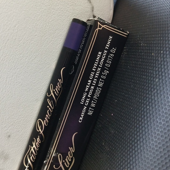 3/$30 KVD Beauty Longwear Gel Eyeliner - Viox Purple ***RARE*** - Picture 3 of 5